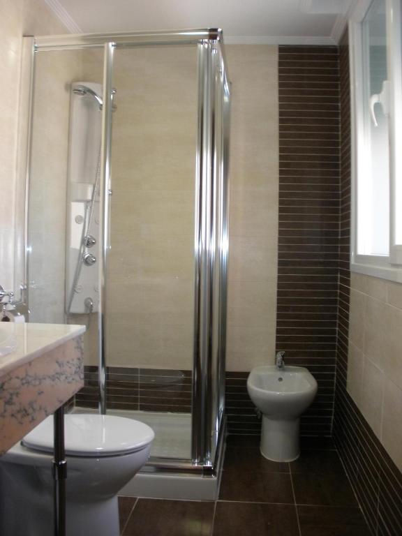 Hostal Virgen Del Villar Laguna de Duero Zimmer foto