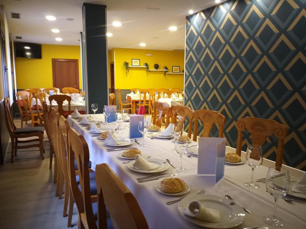 Hostal Virgen Del Villar Laguna de Duero Exterior foto